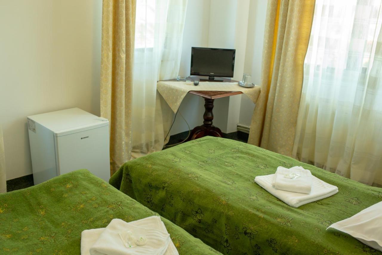 Curtea Brancoveneasca Hotell Constanţa Exteriör bild